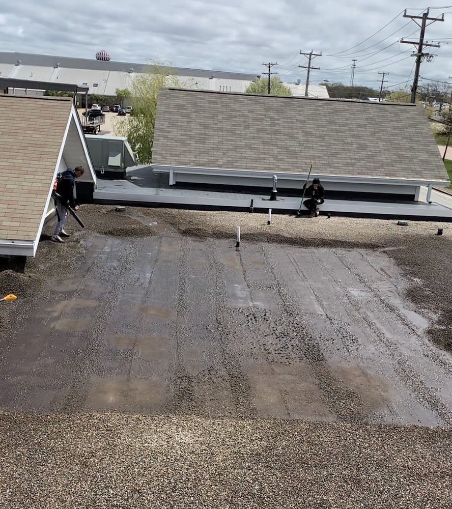 JM ROOFING