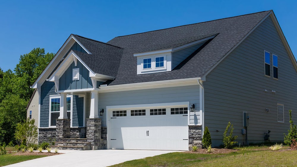 Superior Roofing LLC