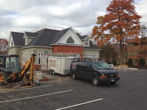 Ari`s Roofing and Siding