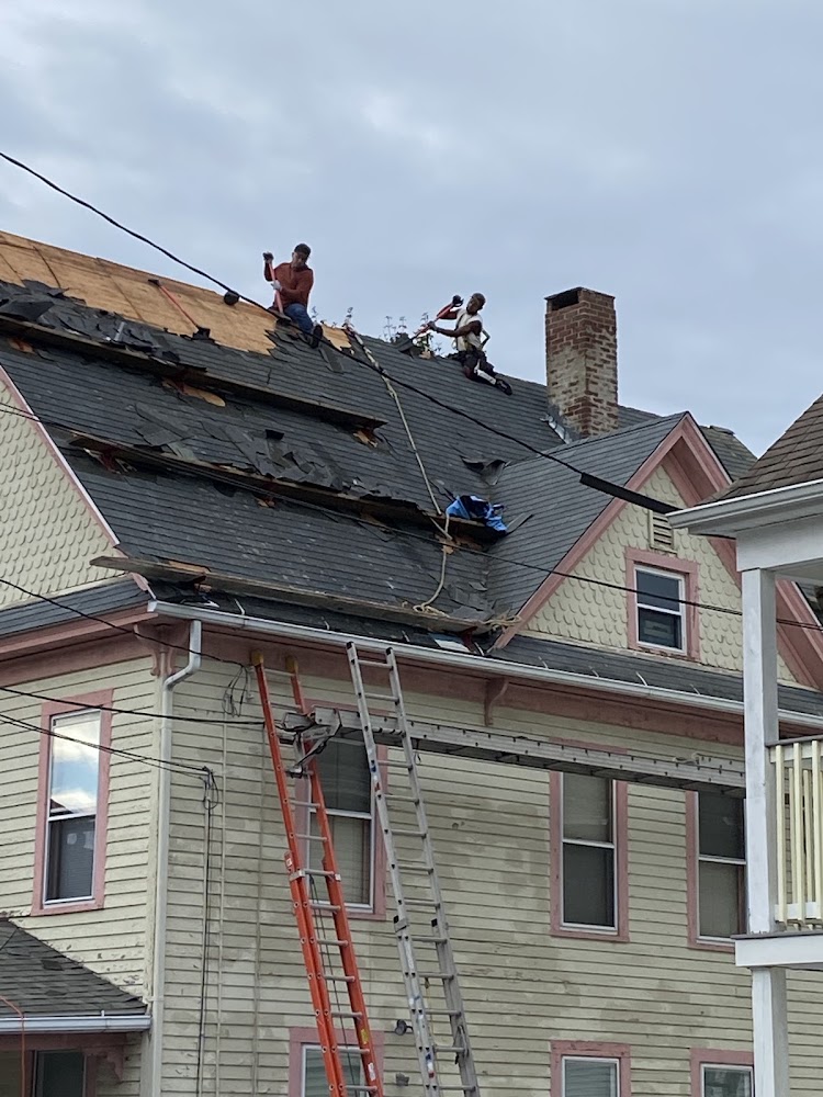 MJ ROOFING SIDING & MORE LLC .