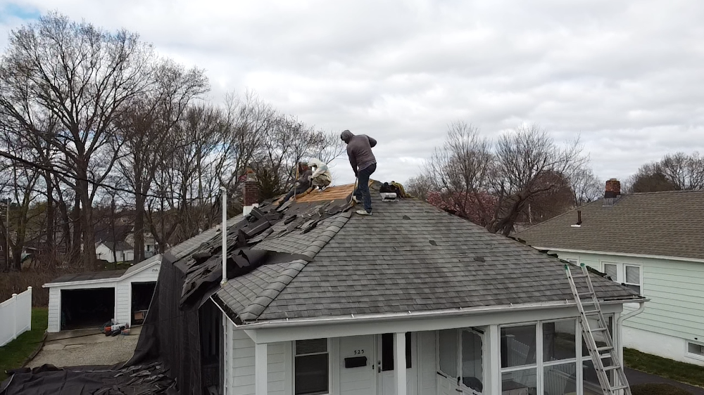 Cruz Roofing and Siding Stamford