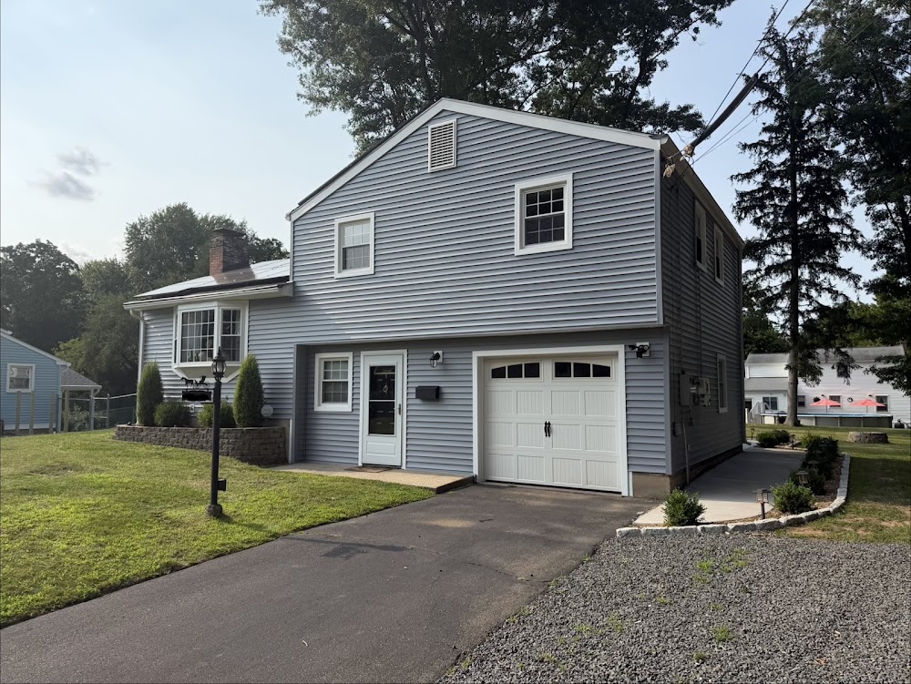 RH Roofing & Construction
