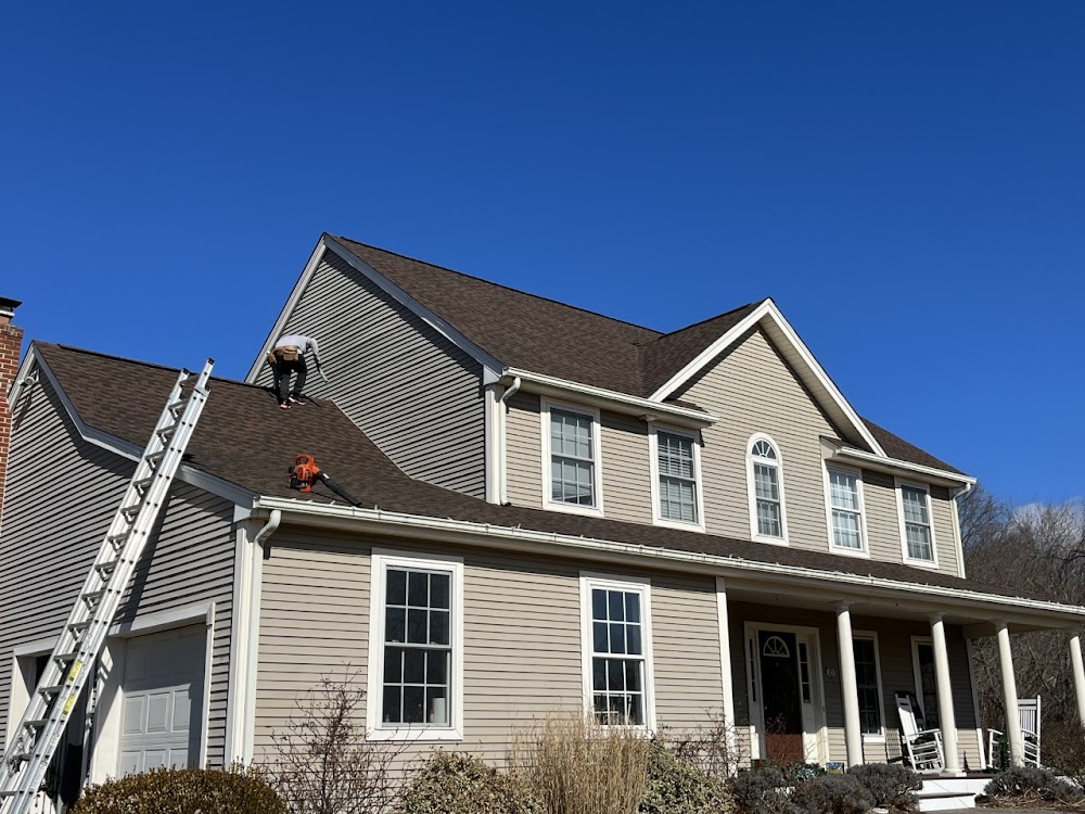 Spinelli Exteriors llc - CT GAF roofing, windows, siding, Provia doors, and Gutters